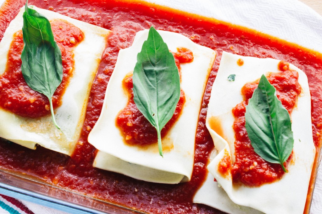 spinach lasagna rolls | seefoodplay.com